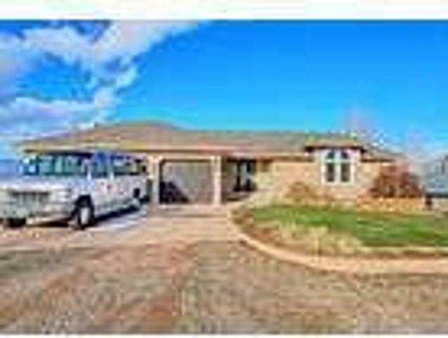 2 Bedroom 3 Bath In Grand Junction Colorado 81503