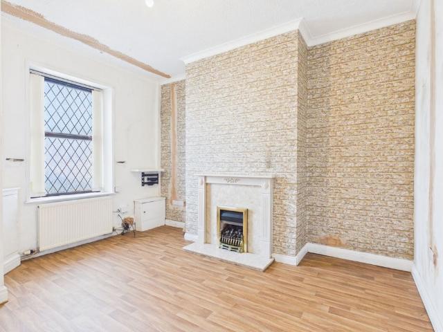 2 Bedroom