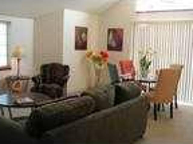 2 Bedroom 1.5 bath, $1150.00 in Chaska