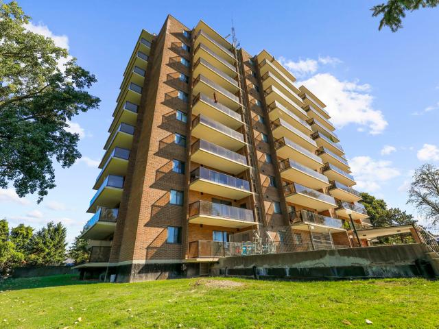 2 Bedroom, 1 Bath B