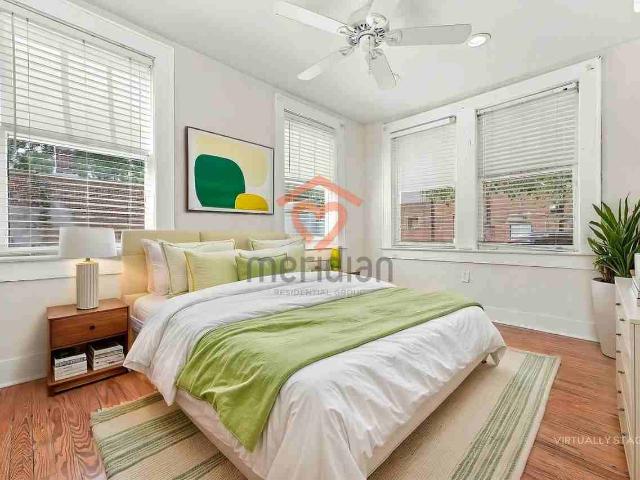 2 bedroom / 1 bath ~ Downtown Charleston 2 Bedroom Apartment for Rent at 135 1/2 Wentworth St, Charleston, SC 29401 Harleston Village