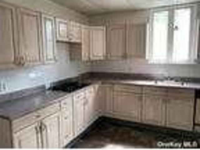 2 Bedroom 1 Bath In Ozone Park New York 11417