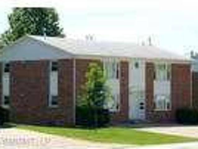 2 Bedroom 1 Bath In Bettendorf IA 52722