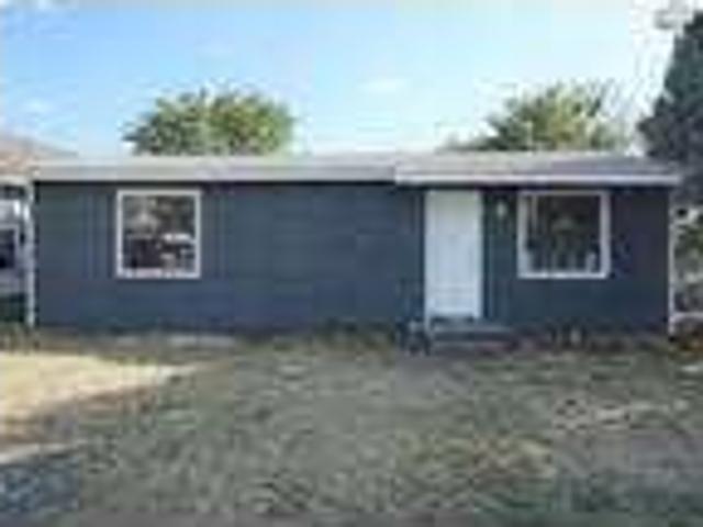 2 Bedroom 1 Bath In Electra Texas 76360