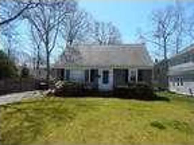 2 Bedroom 1 Bath In Falmouth Massachusetts 02536