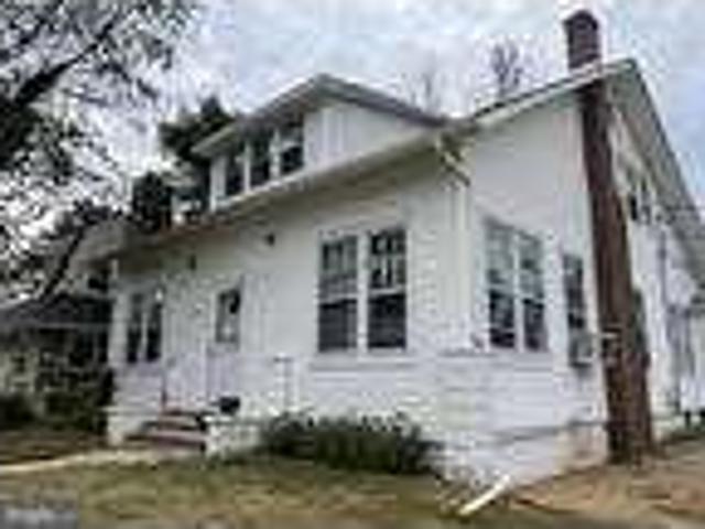 2 Bedroom 1 Bath In Hamilton New Jersey 08619