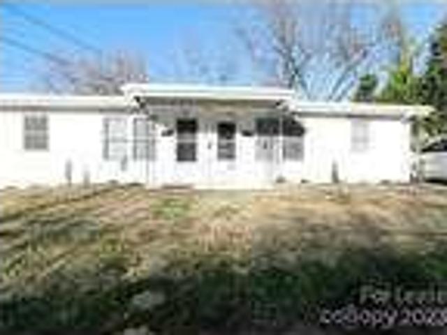 2 Bedroom 1 Bath In Hickory NC 28601