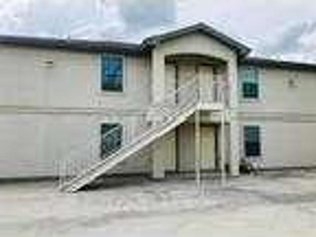 2 Bedroom 1 Bath In Laredo TX 78045