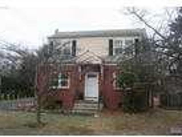 2 Bedroom 1 Bath In Paramus NJ 07652