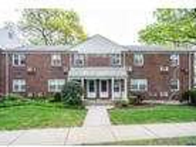 2 Bedroom 1 Bath In Rutherford NJ 07070
