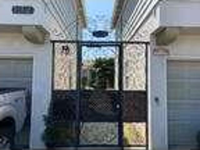 2 Bedroom 1 Bath In San Mateo CA 94402