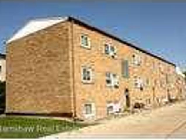 2 Bedroom 1 Bath In Urbana IL 61801