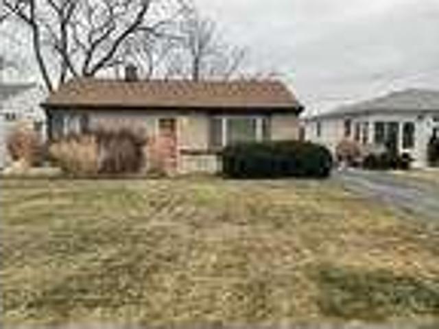2 Bedroom 1 Bath In Western Springs IL 60558
