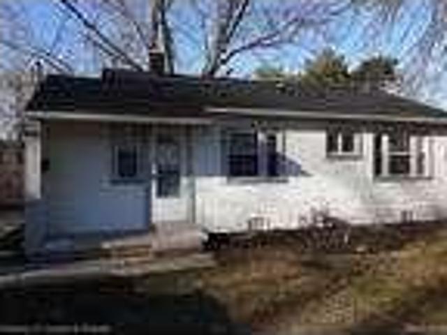 2 Bedroom 1 Bath In Westland MI 48186