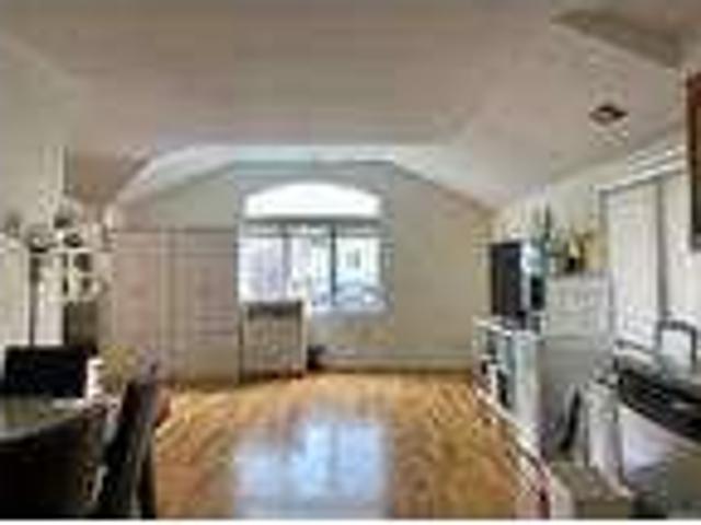 2 Bedroom 1 Bath In Whitestone NY 11357