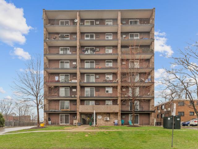 2 Bedroom, 1 Bath