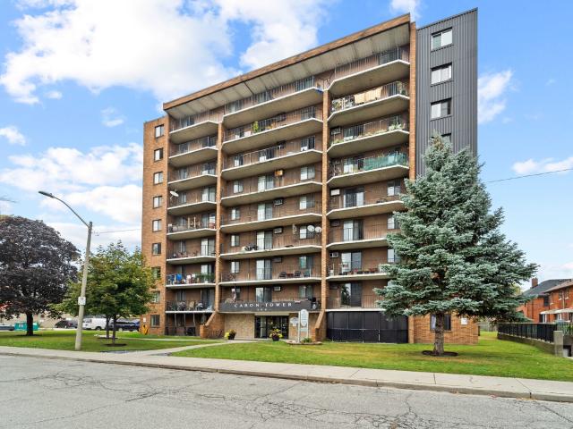 2 Bedroom, 1 Bath