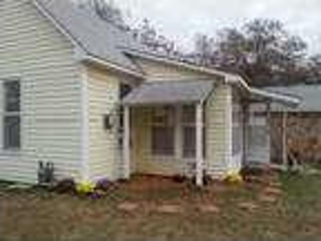 2 bedroom 1 bath