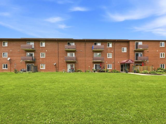 2 Bedroom, 1 Bath