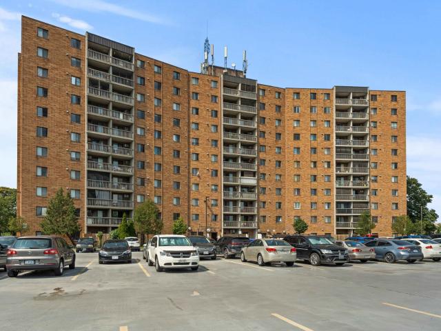 2 Bedroom, 1 Bath