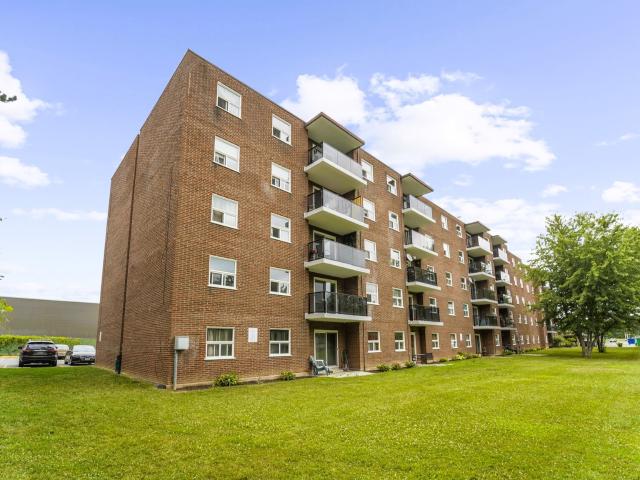2 Bedroom, 1 Bath