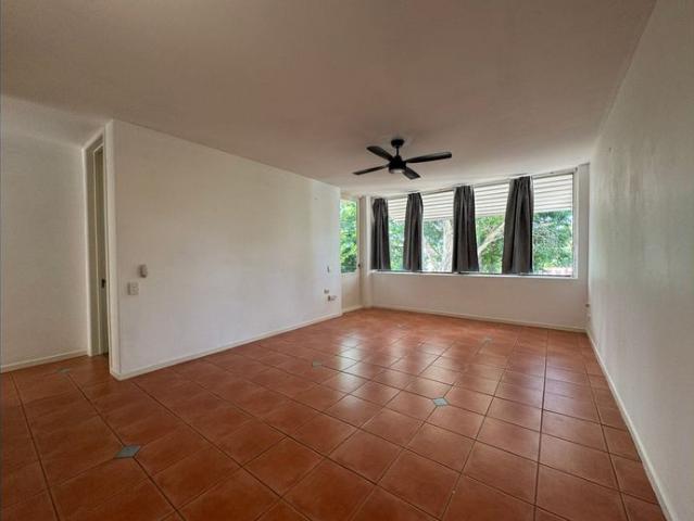 2 Bedroom 1 bathroom 1 Car Convenient St Lucia Living – Close to UQ & Toowong Village