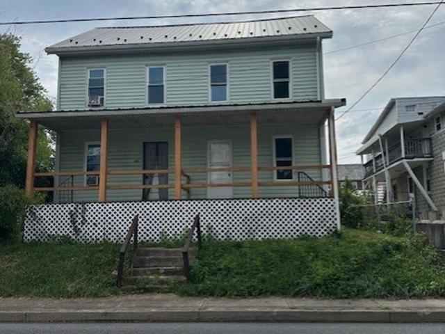 2 Bedroom, 1 Bathroom 3 Story Apartment in Halifax, PA, Halifax School District