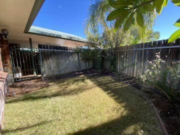 Northern Territory - Garden, Equipped kitchen