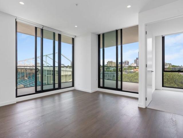 2 Bedroom, 1 Bathroom Apartment at Moonee Valley Park