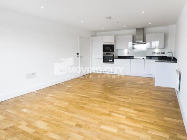 2 bedroom, 1 bathroom Apartment to rent in City View Point, Leven Road, Poplar, E14 | Moving City Estate Agents