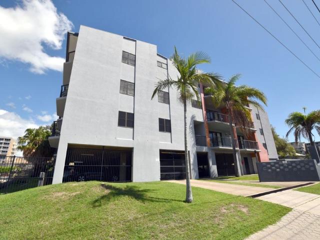 2 BEDROOM 1 BATHROOM CENTRAL LOCATION