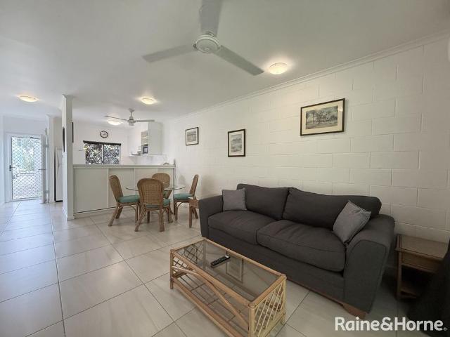 2 BEDROOM: 1 BATHROOM: FULLY FURNISHED: RESORT STYLE LIVING: CLOSE TO BEACH