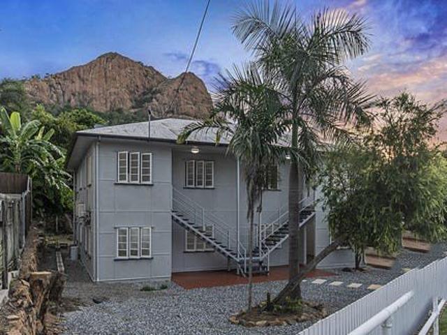 2 BEDROOM 1 BATHROOM UNIT IN NORTH WARD!