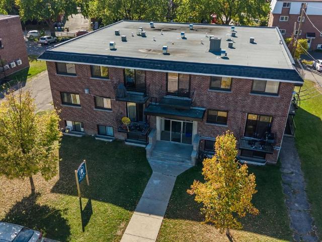 2 bedroom 234 Rue De Pierrefontaine, Boisbriand
