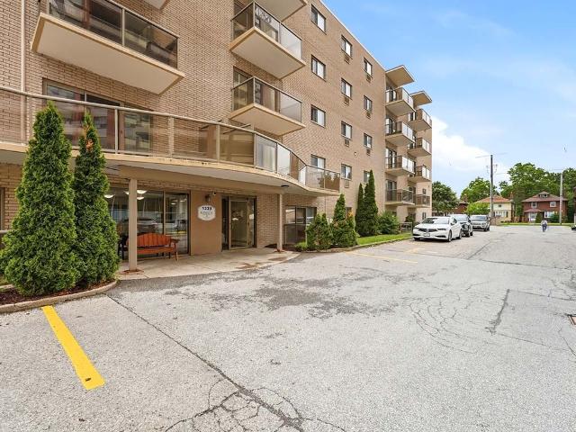 2 Bedroom