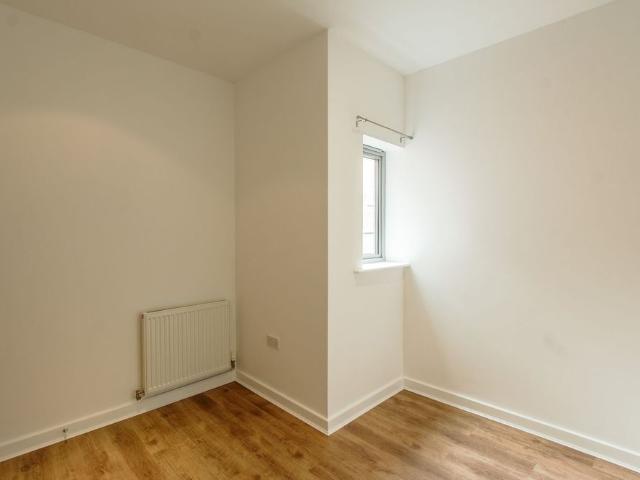 2 Bedroom
