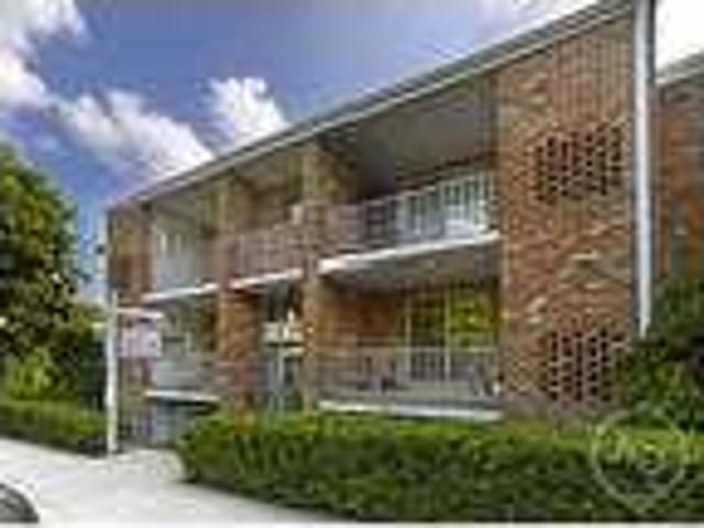 2 Bedroom 2 Bath In Norristown PA 19403