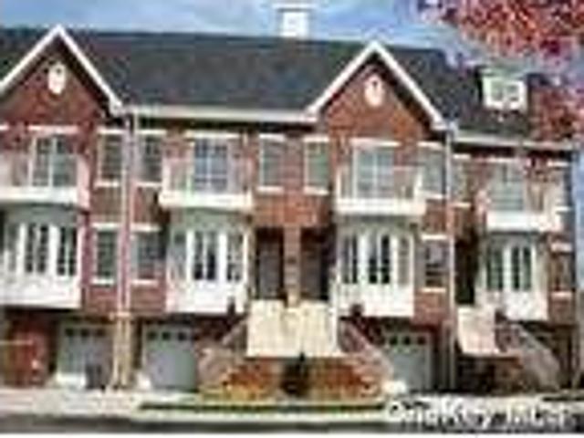 2 Bedroom 2 Bath In College Point NY 11356