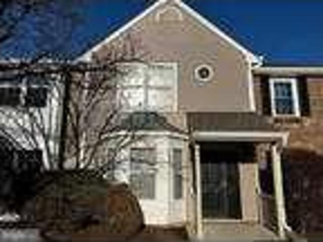 2 Bedroom 2 Bath In Hightstown NJ 08520