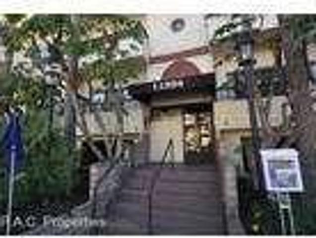 2 Bedroom 2 Bath In Studio City CA 91602
