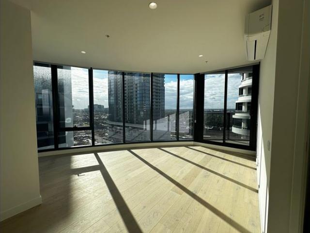 2 Bedroom 2 Bathroom 1 Carpark @Victoria Square