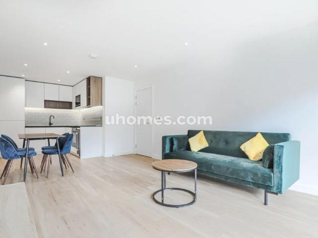 2 Bedroom 2 Bathroom