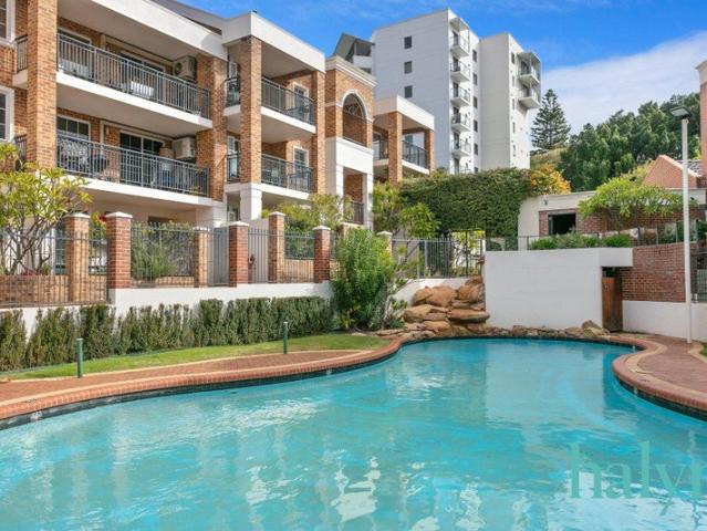 2 Bedroom, 2 bathroom Apartment with Luxurious Amenities and secure carbay