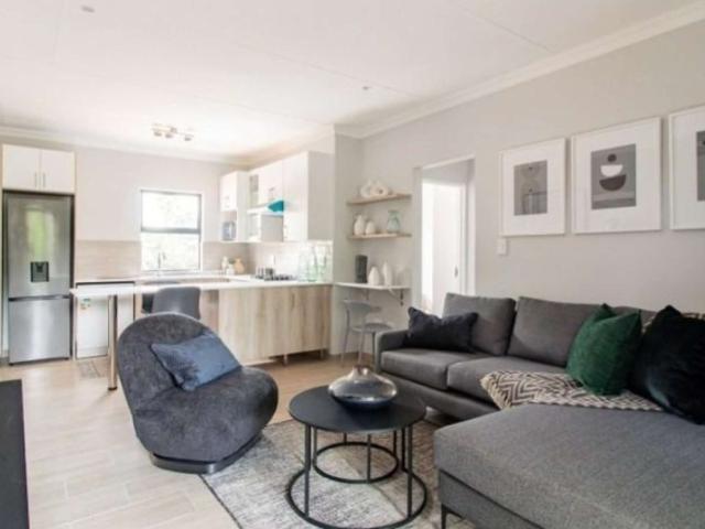2 Bedroom 2 bathroom for Rental in Ferndale Randburg!