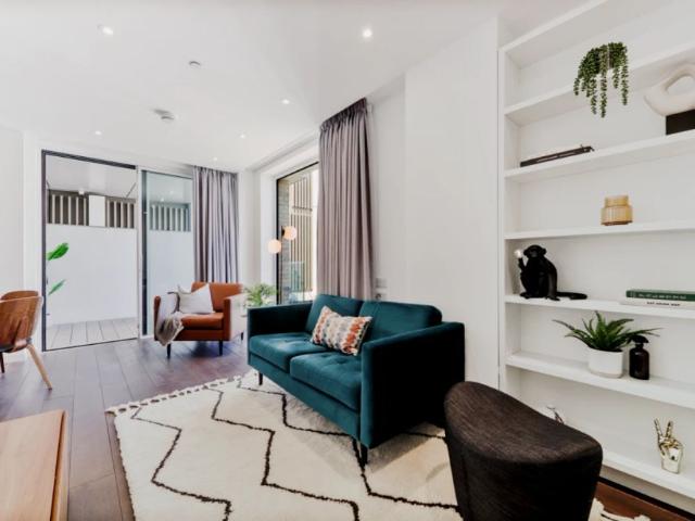 2 Bedroom 2 Bathroom Flat3A