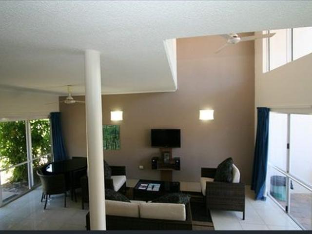 2 bedroom 2 bathroom fully furnished townhouse Resort Style Living