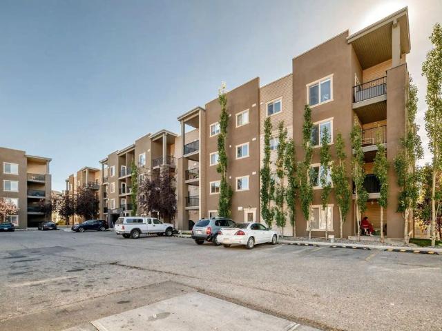 2 Bedroom, 2 Bathroom Main Floor Condo in Creekside Village — 2 Bedrooms Condo Unit