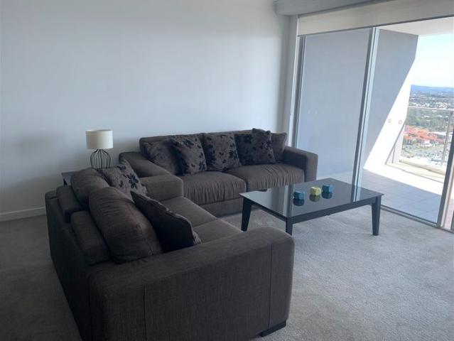 2 Bedroom, 2 bathroom Sensational views from the 34th Floor