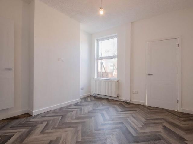 2 Bedroom