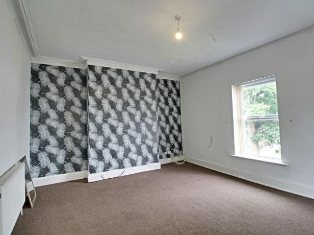 2 Bedroom